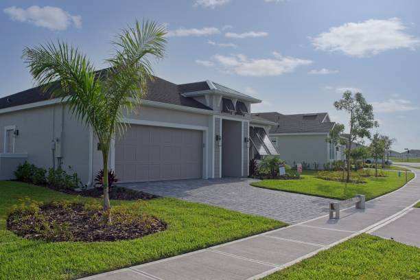 Best Professional Driveway Pavers  in Crystal City, TX